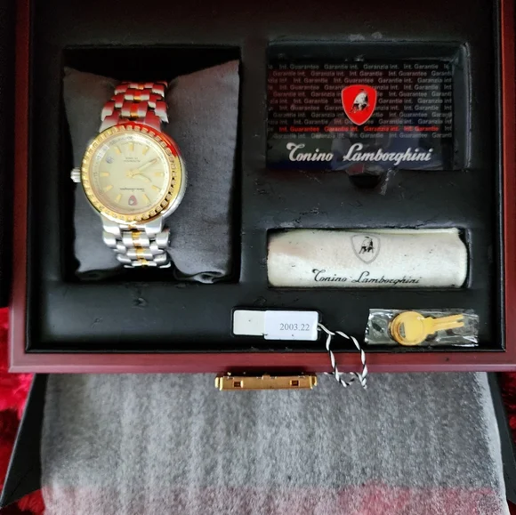Lamborghini Watch - Picture 4 of 12